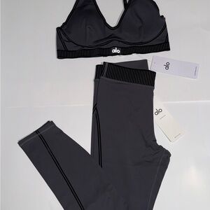 ALO Yoga Sports Bra and Leggings Set- Dark Grey🔥